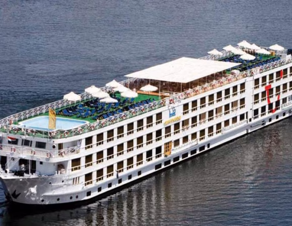 4 Days Iberotel Crown Empress from Aswan