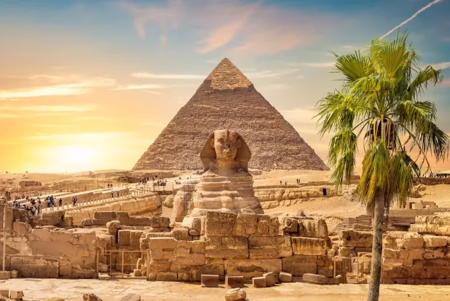 Day Trip to Giza Pyramids from Hurghada by Car