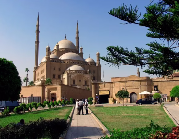 Overnight trip to Cairo from Hurghada by plane