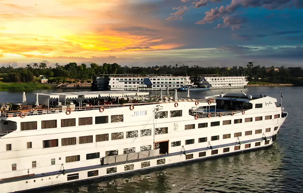 luxury Egypt Nile cruise package 5 stars price