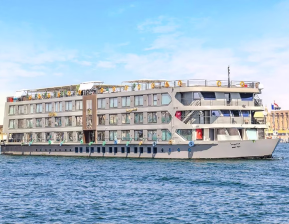 MS Historia 4 Days Cruise From Aswan to Luxor