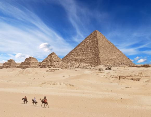 Day Trip to Giza Pyramids from Hurghada by Plane
