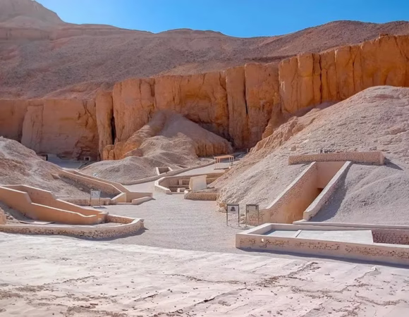 2 Days trip to Luxor & Abu Simbel from Hurghada