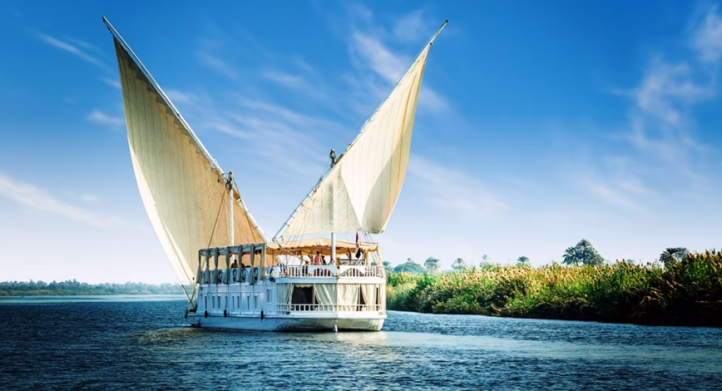 5 Days Nile Cruise with Amoura Dahabiya