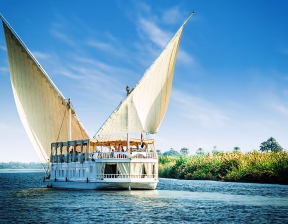 5 Days Nile Cruise with Amoura Dahabiya