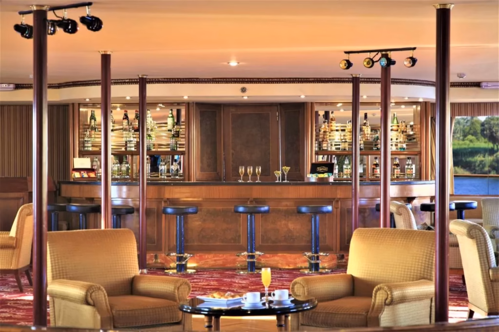 4 Days Royal Steigenberger Cruise