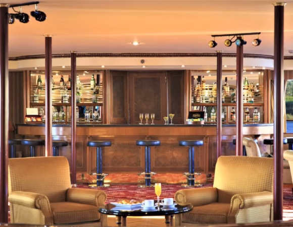 4 Days Royal Steigenberger Cruise