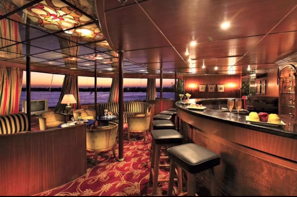 5 Days Steigenberger Royale Deluxe Nile Cruise