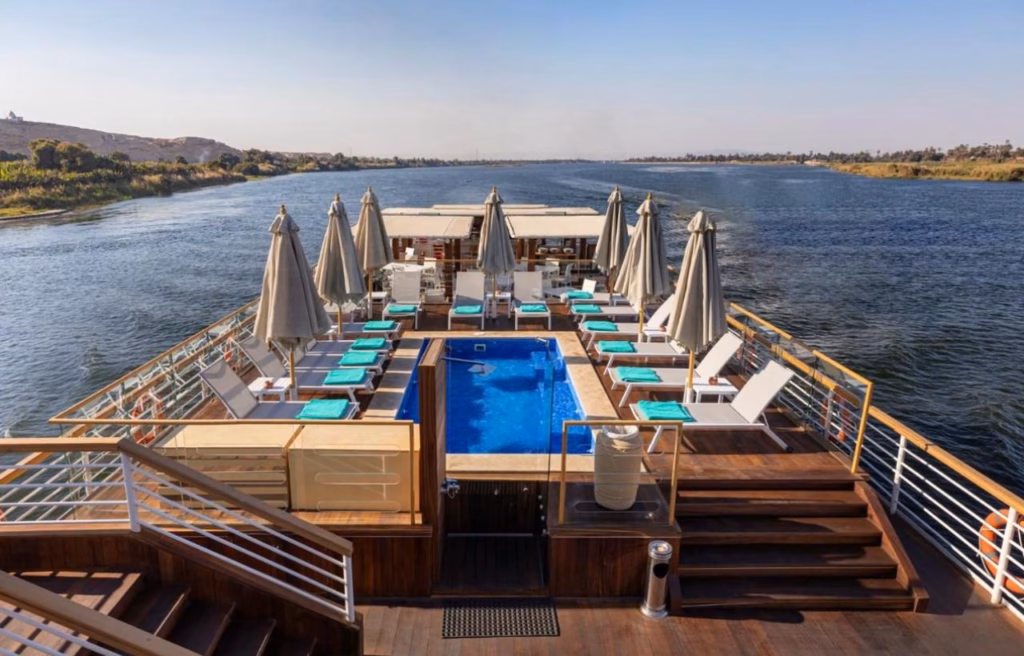 4 Days Tia Deluxe Nile Cruise from Aswan