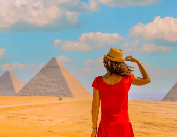 Book Egypt Tours for Solo Female Travelers Safely