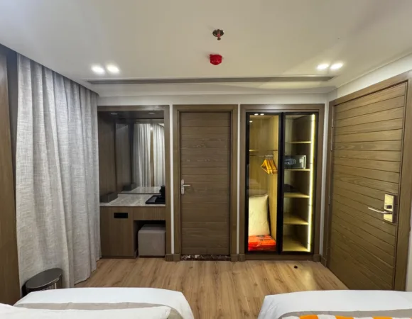 5 Day Luxury Jubal Dahabiya Cruise Luxor to Aswan
